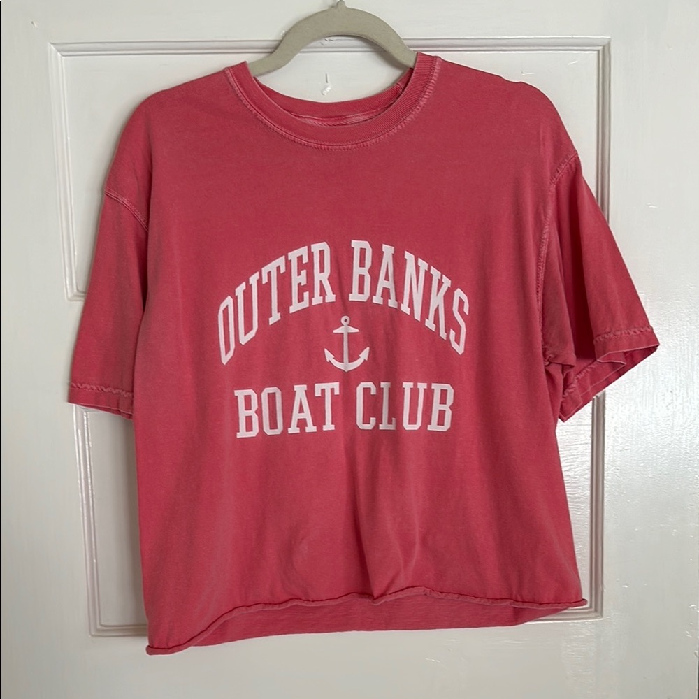 Outer Banks Cropped Tee